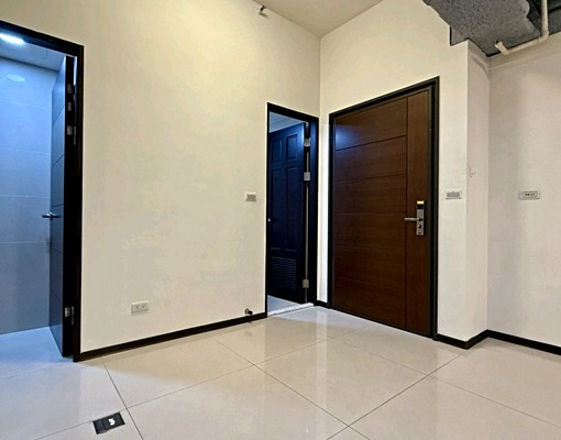 可租補電梯管理三房平面車位高樓景觀近捷運印象太和輕奢宅稀有釋 - Image 4