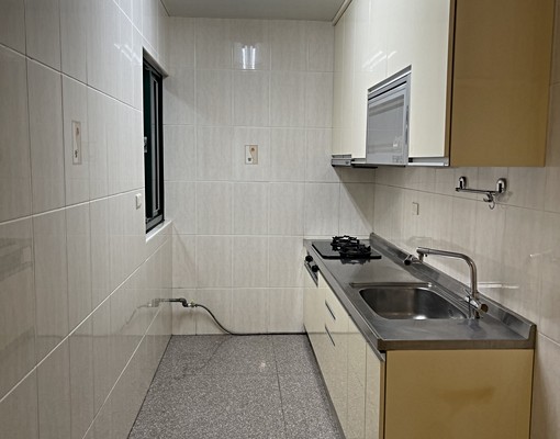 自租可租補附車位l國民運動中心I大客廳4冷暖氣、3房2廳2衞 - Image 3