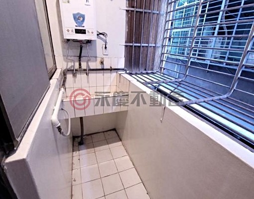 七堵自治街美寓/距七堵車站及七堵市場近/生活機能極佳 - Image 10