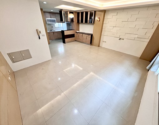 雙車位✅可貓✅全新冷氣✅可當四房✅可租補戶籍✅空屋寬敞✅ - Image 3