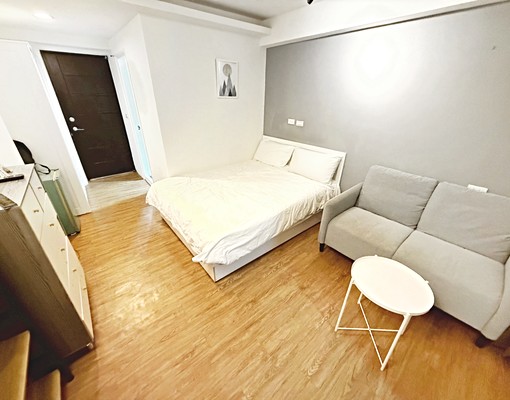 近捷運中山【優質租案】有電梯★採光佳★獨洗陽台 - Image 2