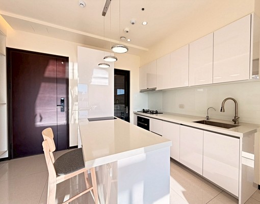 A18站前☀️景觀頂樓三房✨租補入籍✨機能地段✔️ - Image 3