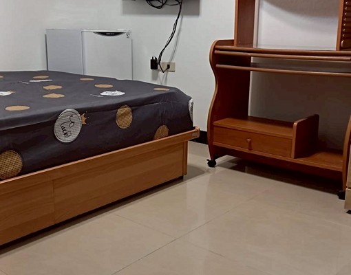 三重捷運站🫧可租補ㅣ包水網路第四台瓦斯ㅣ傢俱齊全ㅣ適合上班 - Image 3