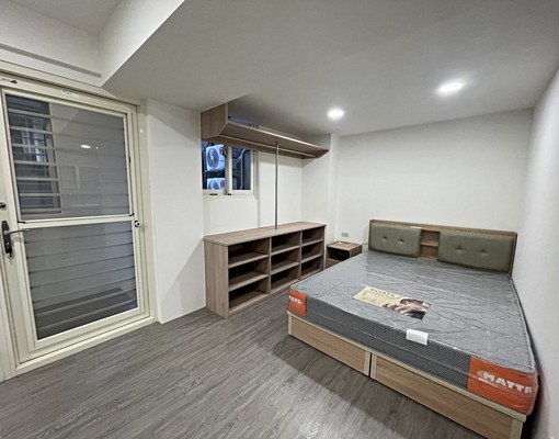 中山商圈,全新租補套房,大陽台, - Image 3