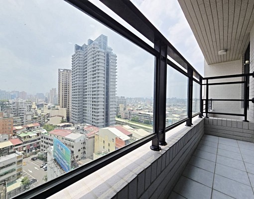 全新未入住🌋三房平車💫可寵可租補戶籍🌃高樓視野佳 - Image 10