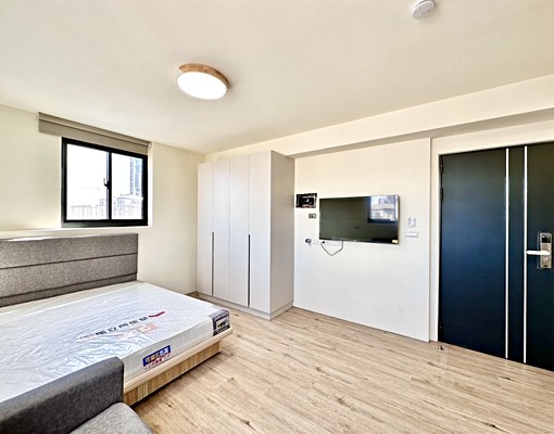 逢甲水湳中國醫🌺近全新🌺電梯🌺沙發🌺租補🌺陽台獨洗 - Image 8