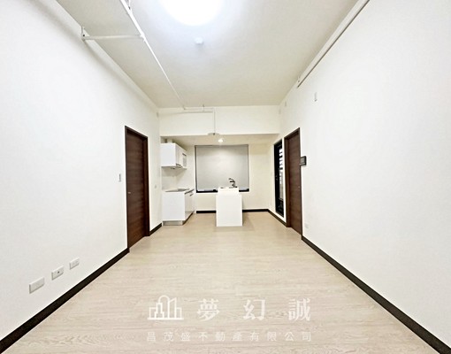 簡配,適合自備家具電的房客,可雙租補 - Image 1