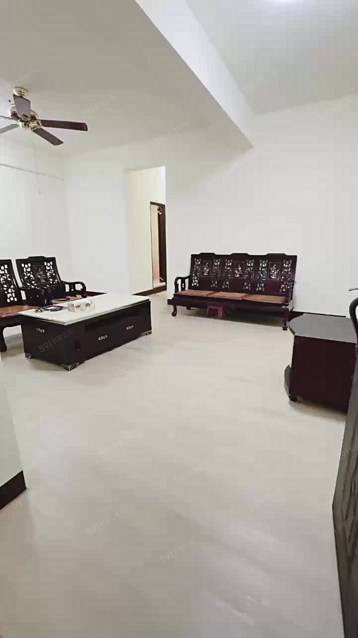 G7捷運站旁/北平商圈屋況超好2+1房三樓美寓/家電齊全 - Image 1