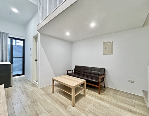 近北屯愛買💖全新樓中樓多間可選💖陽台獨洗曬🌟可短租半年 - Image 1