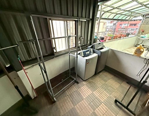 中和❣️可貓~對外窗採光通風掀床屋況佳~小吃林立機能佳空間大 - Image 2