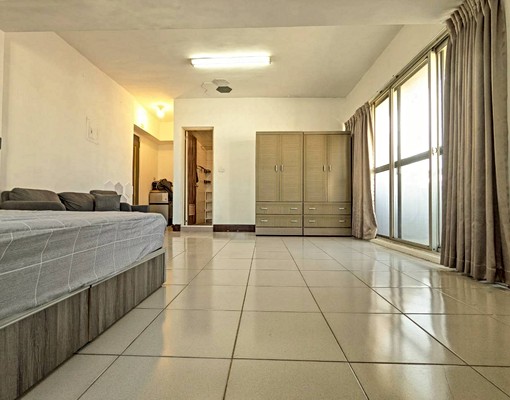 😍鹽埕租屋首選😍近愛河稀有大一房+超大陽台+可租補 - Image 3