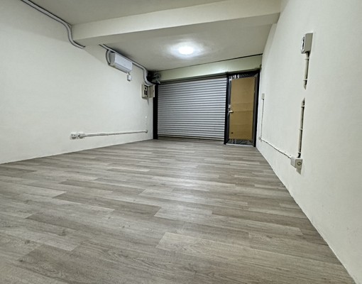 近光復橋~透天1.2樓(1樓無障礙空間~可租補) - Image 2