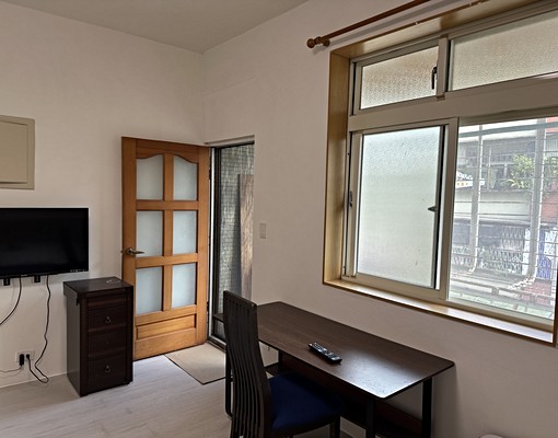 近捷運象山站-獨立陽光套房 - Image 6