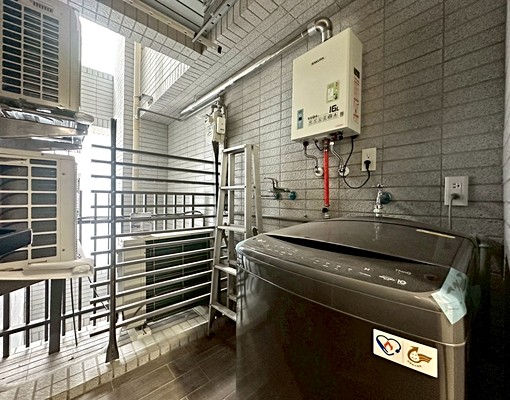 租金全包!直接入住~全新美3房+平面車位 - Image 5