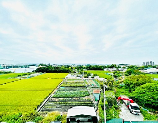 房東瘋了嗎可租補地坪41大里僅此一戶7米震後可停雙車 - Image 3