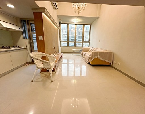 竹圍捷運南加州★嚴選溫馨附家電具含管理費★ - Image 2