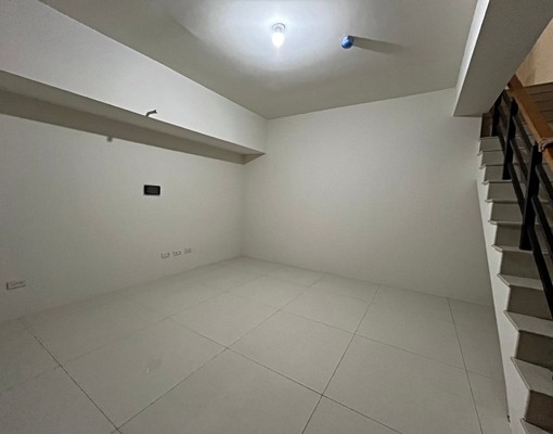 榮總商圈*絕佳地點1+夾+2樓*金店面 - Image 6