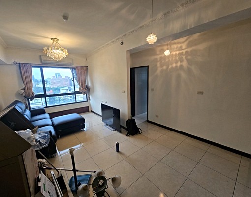 可租補大三房家具家電全新幾乎一應俱全 - Image 3