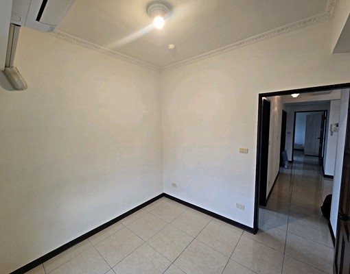 可租補大三房家具家電全新幾乎一應俱全 - Image 9