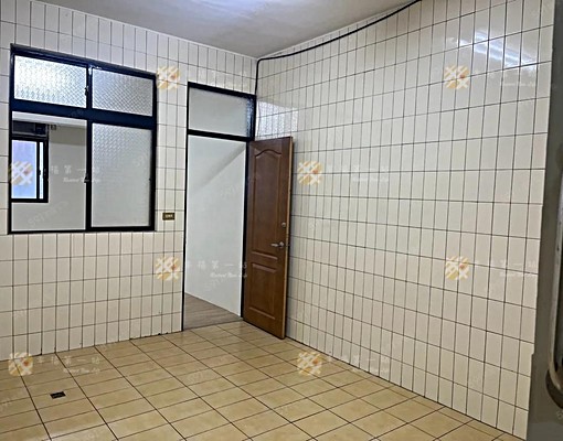 南區整棟空屋透天|可租補|可寵|近長春運動中心 - Image 2