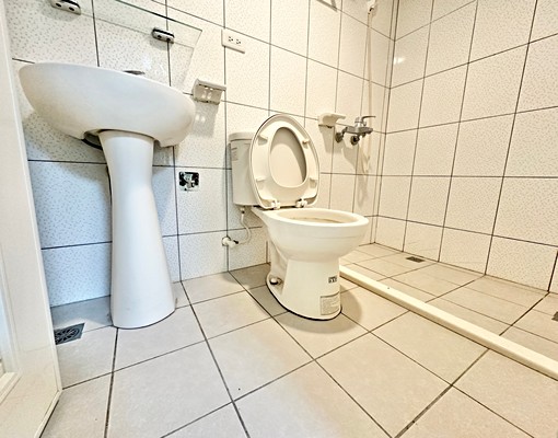 台中市-北區👍獨洗曬👍台水電👍垃圾自理 - Image 9