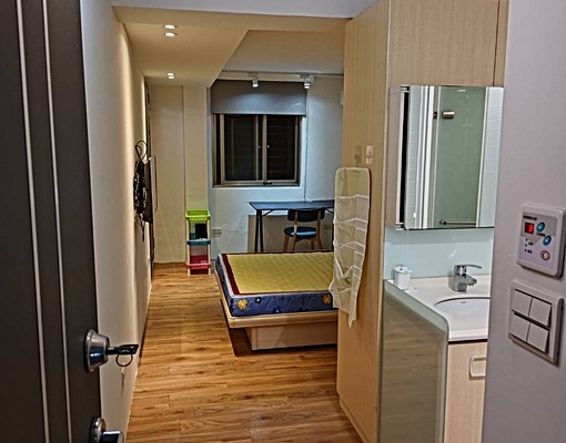 五鐵共構,交通方便,鬧中取靜。 - Image 3