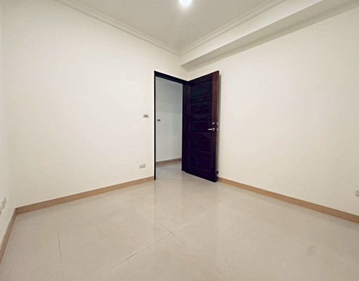 萬芳🚝含車位🚗格局方正空間寬敞🏘️間間開窗通風佳 - Image 11