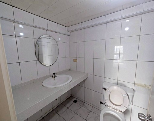 瑞彼家【永康新興街可租補電梯樓中樓4房2廳2衛|近成大南台】 - Image 6