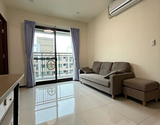 南屯近嶺東、彩虹眷村|米蘭花園|高樓層視野戶|三房平車 - Image 1