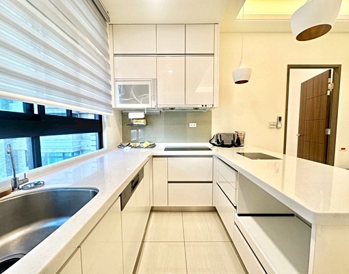 中友百貨⭐️精裝2房浴缸平車🎀可租補🔥家具可談‼️秒殺 - Image 3