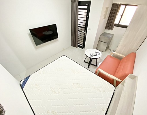 宮原眼科/市府路🔥可租補秒殺款🔥陽台獨洗曬🏡電梯別墅 - Image 1