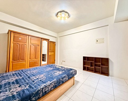 小比💞稀有六房透天✨找我享優惠💞可雙租補戶籍門口可停車 - Image 9