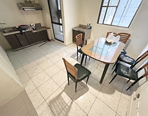 整棟出租💫5房2廳約70坪💫超便宜近大坑圓環 - Image 2