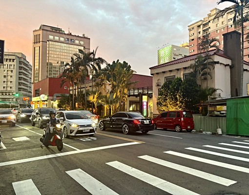 北區漢口曉明儷晶套房一卡皮箱入住~9800元含管 - Image 10