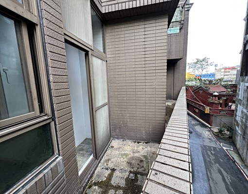 汐止一樓3.6米健身宅｜含大露台使用40坪｜大車位 - Image 14