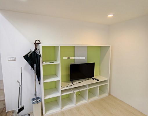 👍友善屋源👍歡迎學生🏡社會住宅🏡豪華單人套房樓中樓 - Image 2