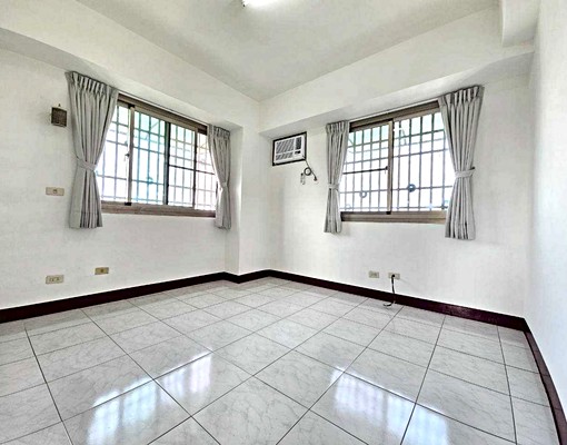 ⭕~新化市區高樓層三房可租補~⭕ - Image 2