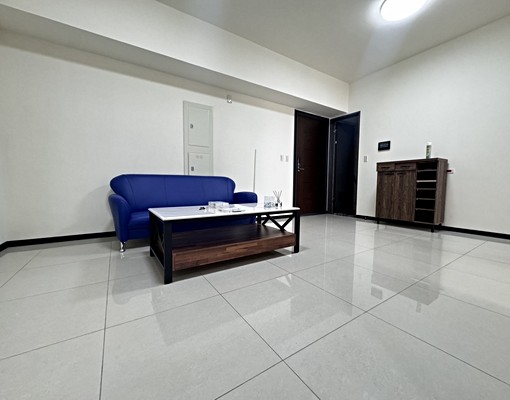 可租補!寵可談!高鐵2房2衛含管理費+車位 - Image 3