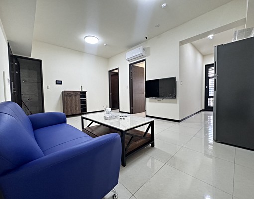 可租補!寵可談!高鐵2房2衛含管理費+車位 - Image 1