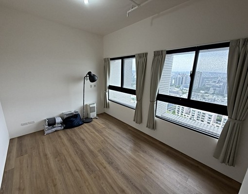 富人高級住宅區高樓層 - Image 9