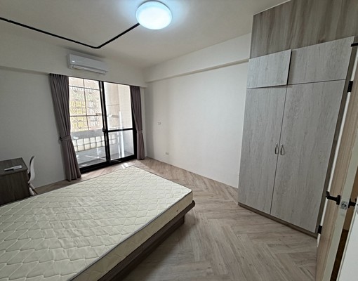 實拍近南清大大遠百稀有可租補可養貓新裝潢一房一廳陽台洗衣機 - Image 6