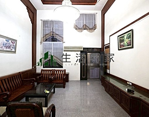 北區透天可租補.入戶籍適大家庭承租 - Image 1