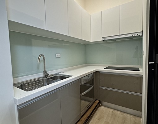 東區德高|全新兩房平車|有心好談 - Image 2