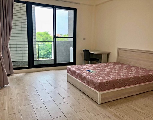 世賢路四段嘉義大學新民校區對面電梯別墅大套房 - Image 3