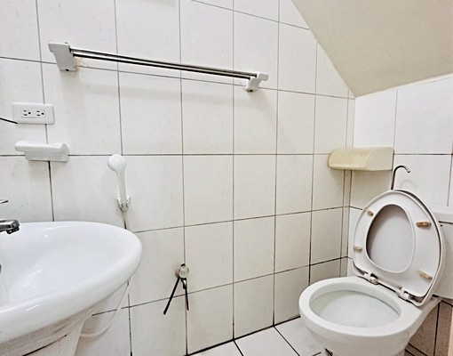 ✓近向上光田醫院✓整棟4房空屋平車✓可租補入戶籍 - Image 7