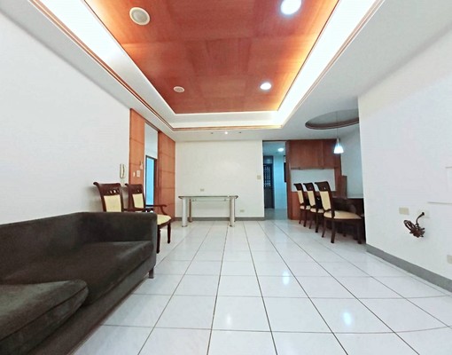 景安❤️社區型公寓二樓/3房/基本家具/前後陽台☎️住商找房 - Image 1