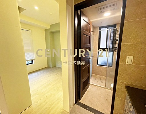 |21小楊|正對扶輪公園,美2房車庭院戶 - Image 4