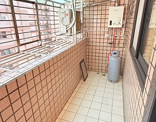 社宅租補，大空間，生活機能超優 - Image 6