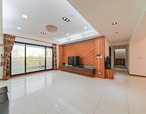 農16公園首排景觀-室內大空間-四房平面車位 - Image 4