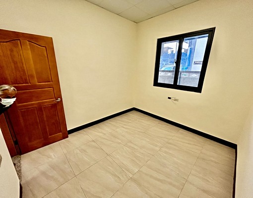 全新整理✨整棟透天✨可租屋補助✨門前雙車位✨近朝陽修平✨ - Image 10